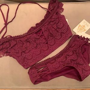 NWT BECCA Purple Lace Bikini - M